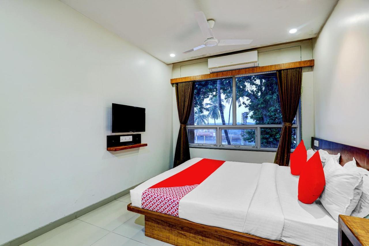 Oyo 77491 Hotel Shreenath Valsad Zewnętrze zdjęcie